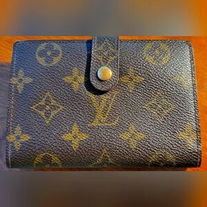Pre-loved Louis Vuitton Wallet